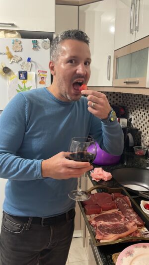 F9358569-AF71-44A5-A9E8-A9F25C055FDB