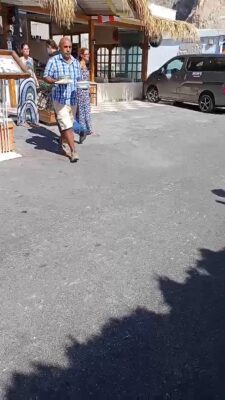 video-1364a891f2b5793fe67b59a351df510c-V